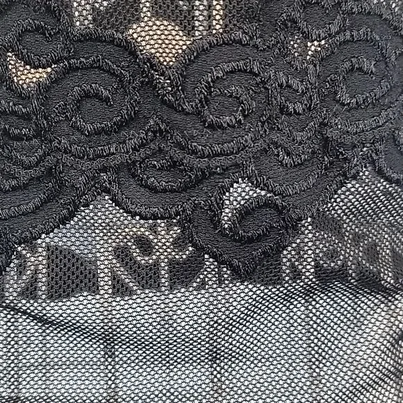 Black lace fishnet cami unbranded Women's Size S - Picture 6 of 8